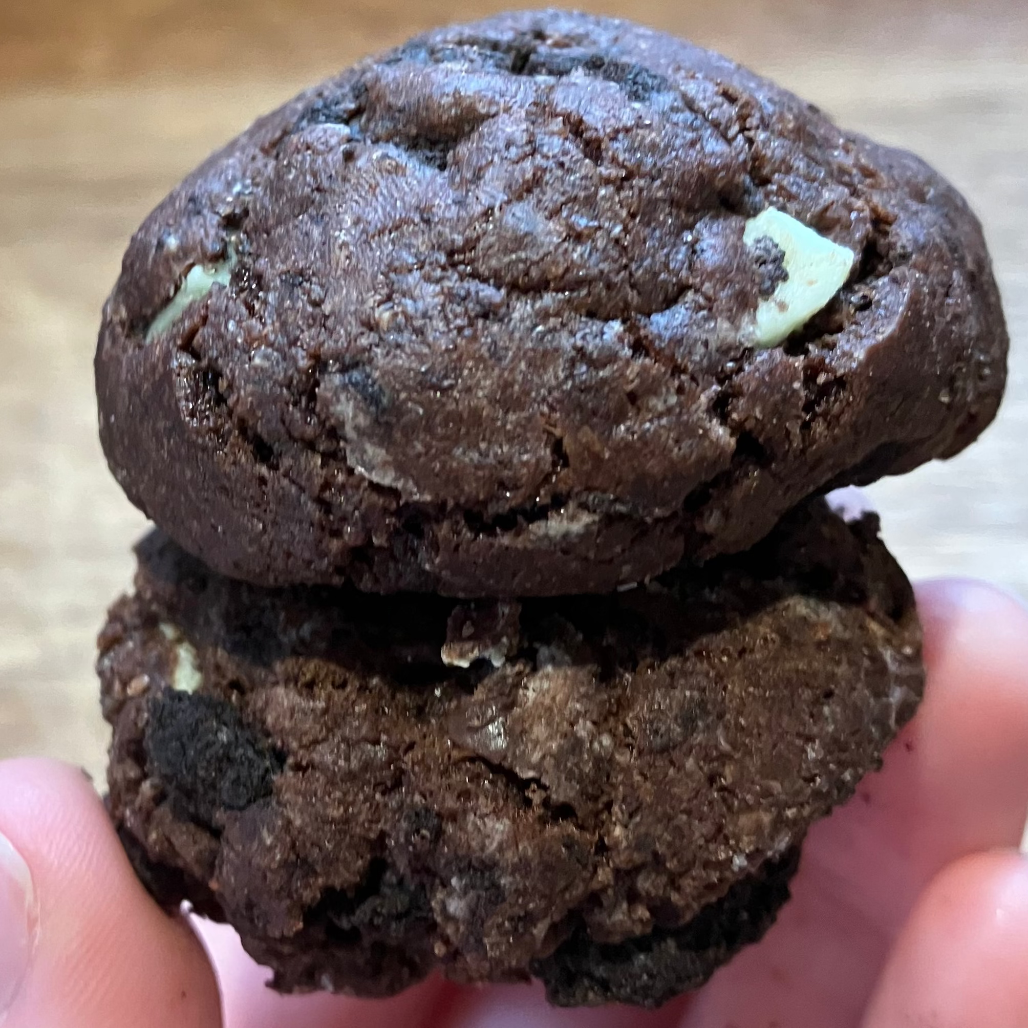 Chocolate Mint Cookies & Cream Cookie